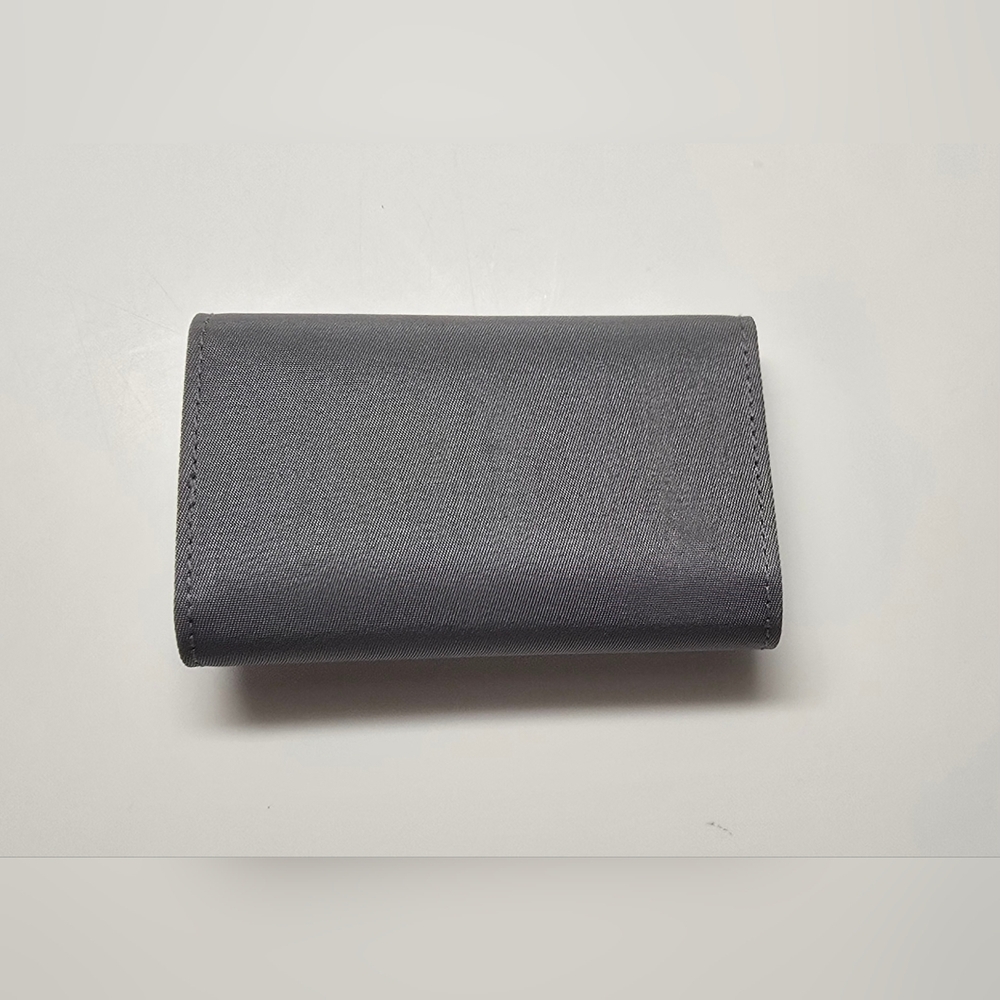 Vintage Prada Key Chain Trifold - Picture 6 of 6